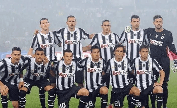 足球曼城豪取八连胜，瓜帅怒赞全队发挥完美